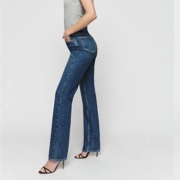Reformation Cynthia High-Rise Straight Leg Jeans, Worn Once! Size 25,Lanier Wash - Picture 3 of 6